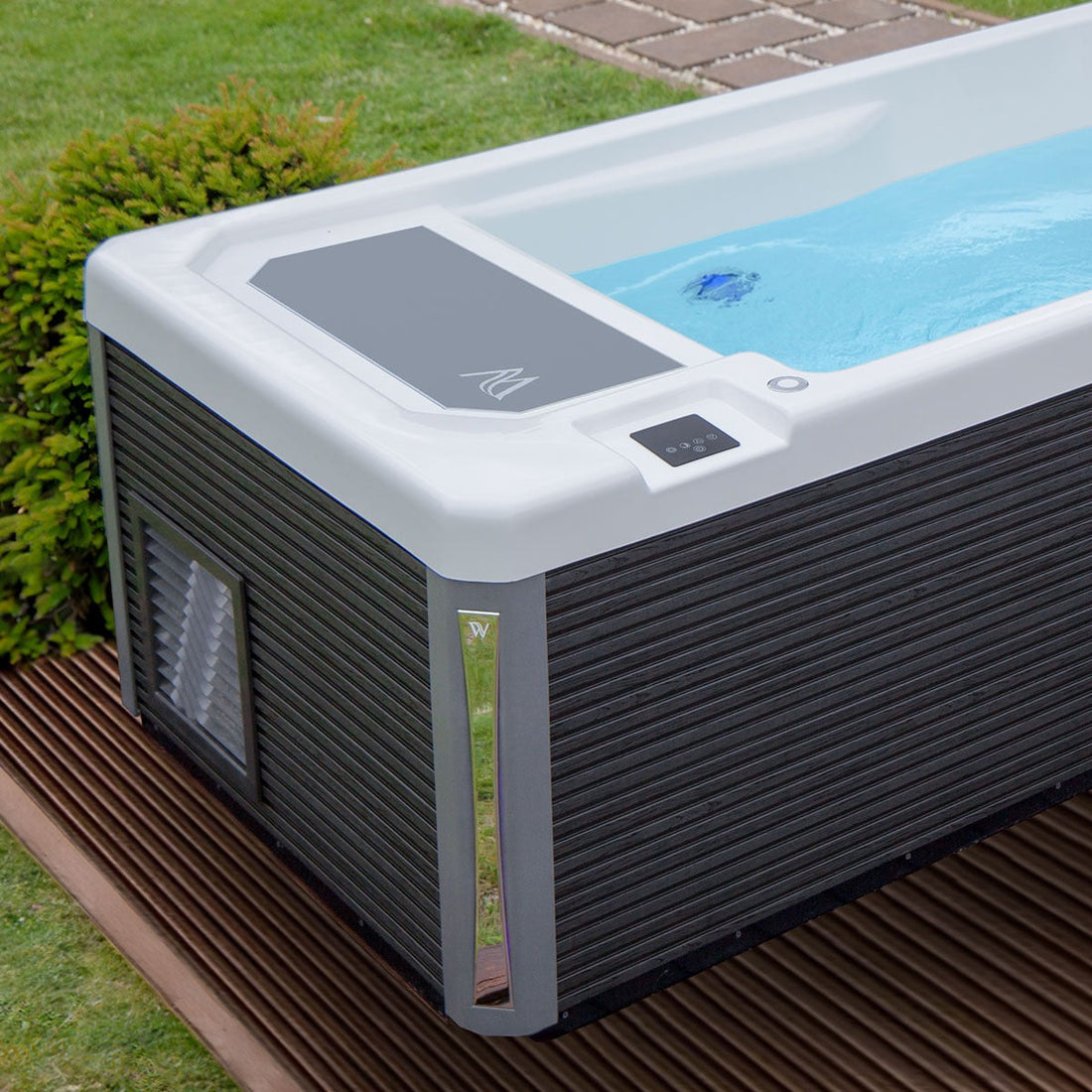 Cold Plunge 101: What to Expect Your First Month (and Why Boise Locals Are Obsessed)