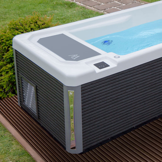 Cold Plunge 101: What to Expect Your First Month (and Why Boise Locals Are Obsessed)