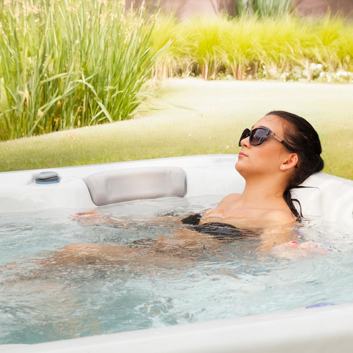 Wellis Milano Plug & Play hot tub – compact spa lifestyle