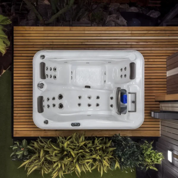 lanai Lanai 531L 3-Person Hot Tub - Luxurious Comfort & Therapeutic Spa